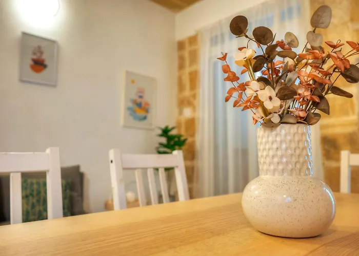 아파트 Charming 2bedroom Townhouse Center Kbut1-1 *